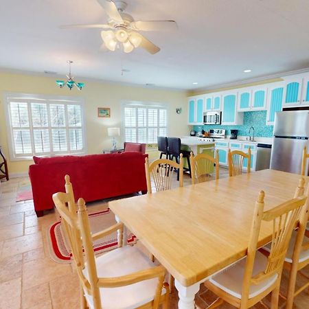 15 17Th Street By Tybee Beach Vacation Rentals Tybee Island Buitenkant foto